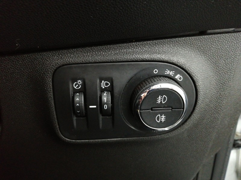 Used Vauxhall Corsa 2017 for sale - 77767482: Photo 17