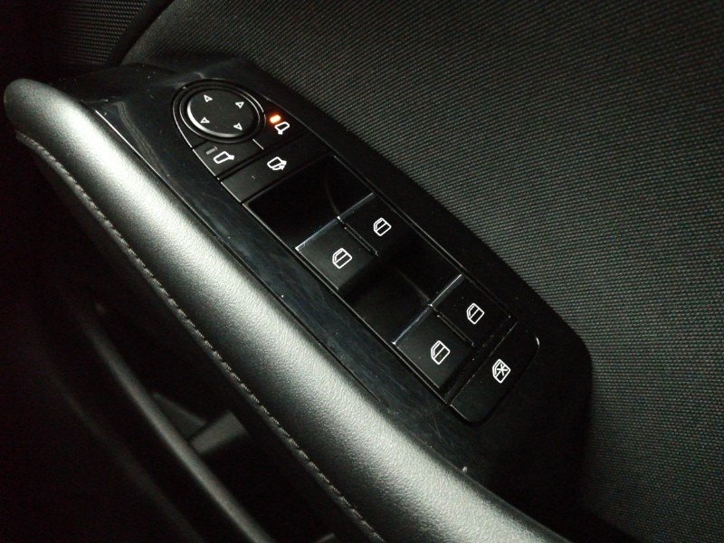 Used Mazda Mazda3 2019 for sale - 77611108: Photo 15