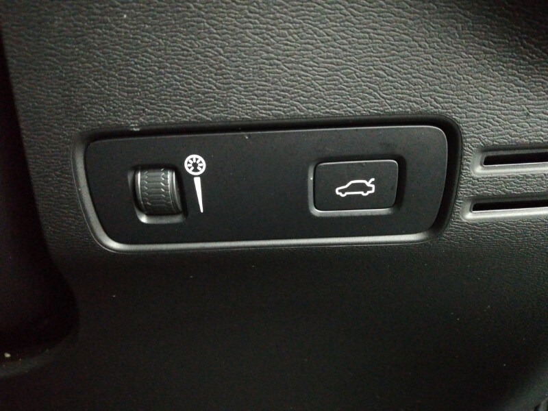 Used Volvo XC40 2022 for sale - 77569121: Photo 16