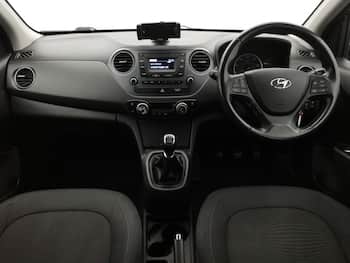 Used Hyundai i10 2018 for sale - 79666154: Photo