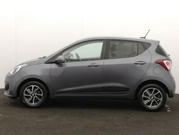 Used Hyundai i10 2018 for sale - 79666154: Photo
