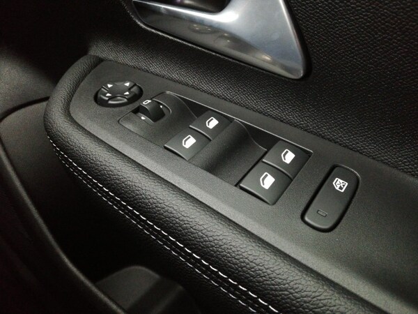 Used Vauxhall Mokka 2025 for sale - 76221276: Photo 17
