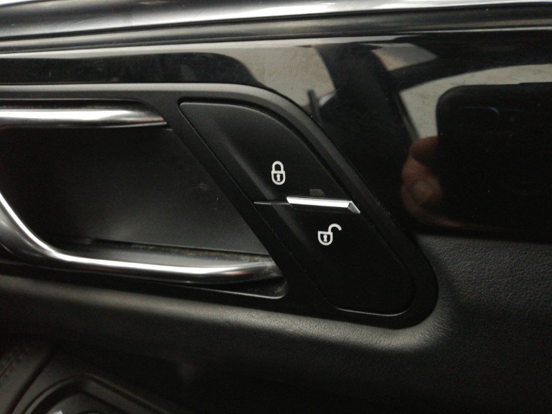 Used Porsche Macan 2014 for sale - 76537112: Photo 17