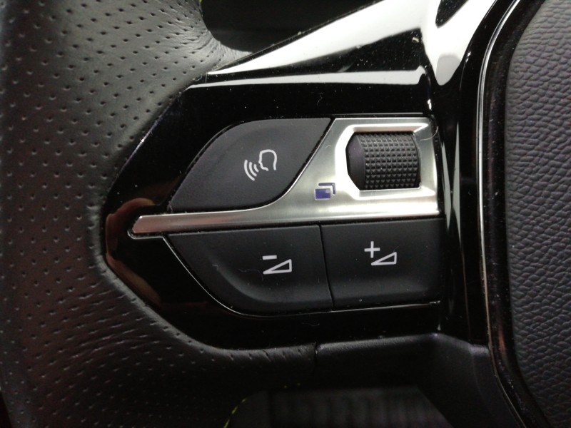 Used Peugeot 208 2022 for sale - 77933590: Photo 13