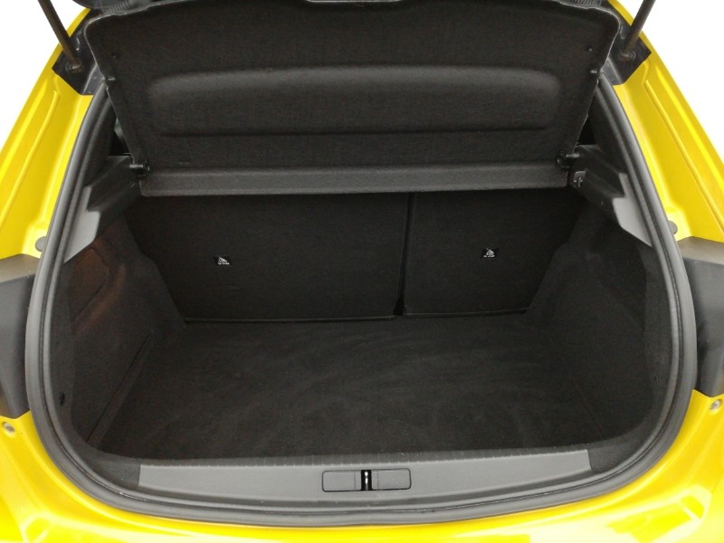 Used Peugeot 208 2022 for sale - 77933590: Photo 8