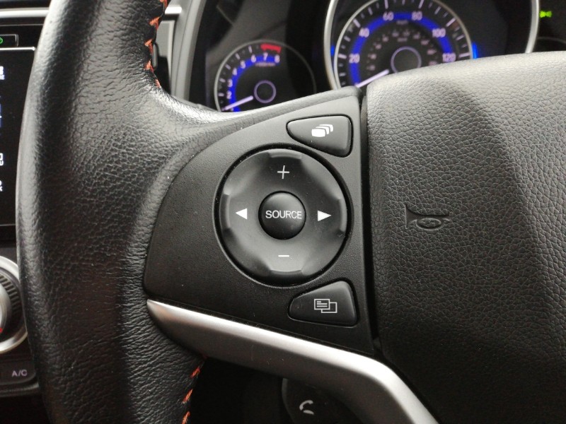 Used Honda Jazz 2019 for sale - 76548662: Photo 13