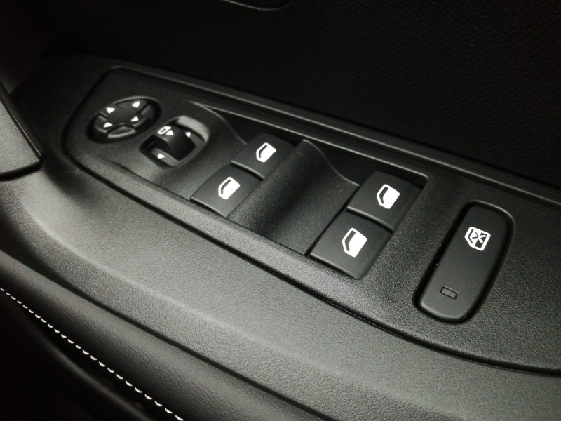 Used Peugeot 2008 2025 for sale - 76208528: Photo 15