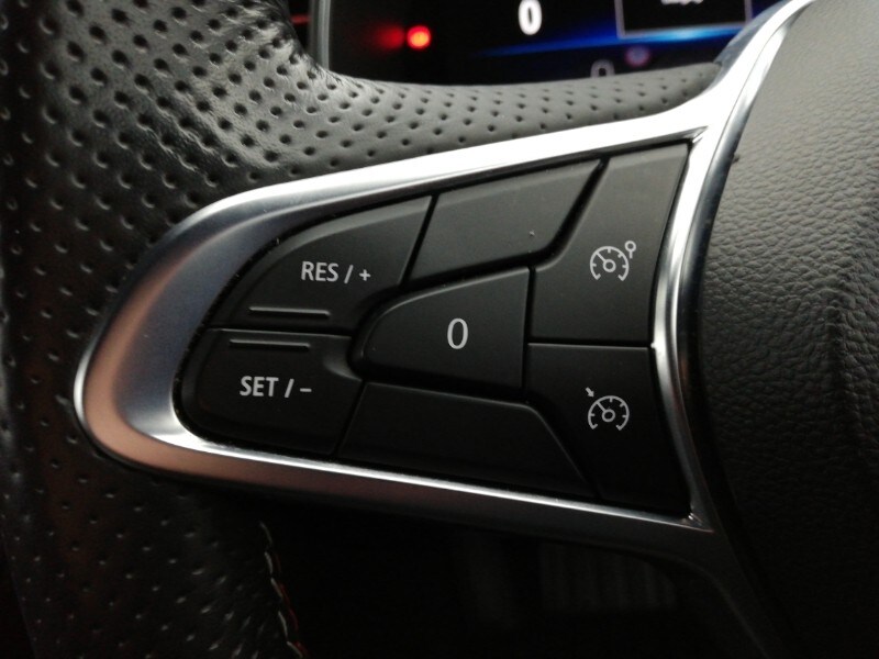 Used Renault Clio 2023 for sale - 77183971: Photo 13