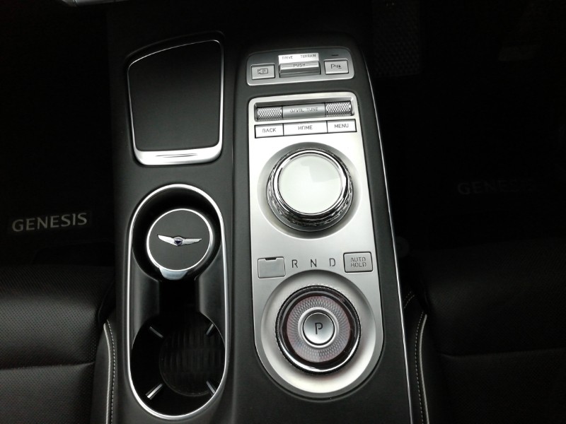 Used Genesis GV70 2023 for sale - 77289878: Photo 12