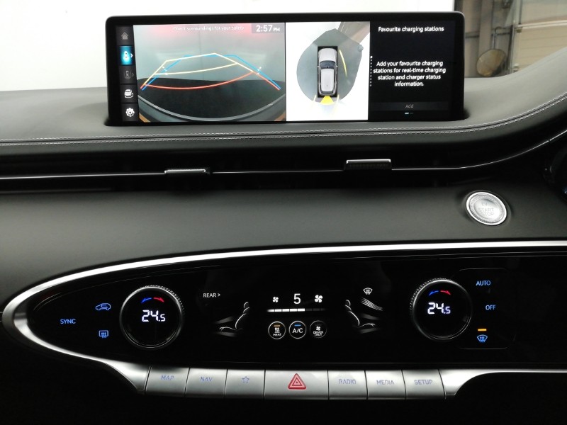 Used Genesis GV70 2023 for sale - 77289878: Photo 15