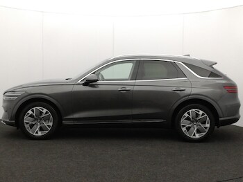 Used Genesis GV70 2023 for sale - 77289878: Photo