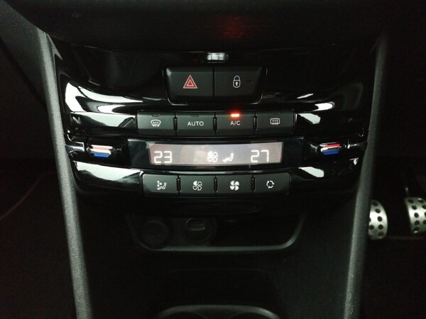 Used Peugeot 2008 2019 for sale - 76233448: Photo 13