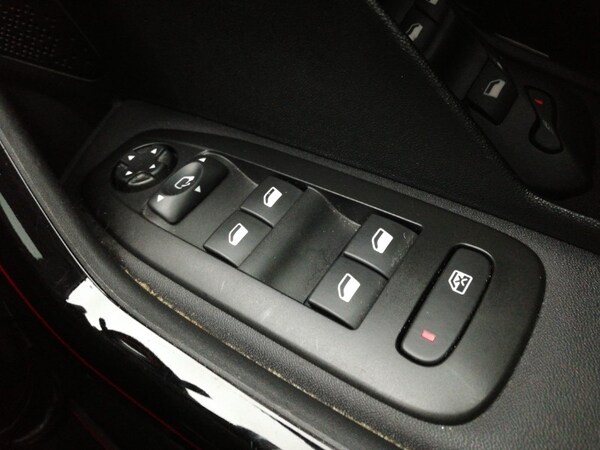 Used Peugeot 2008 2019 for sale - 76233448: Photo 17