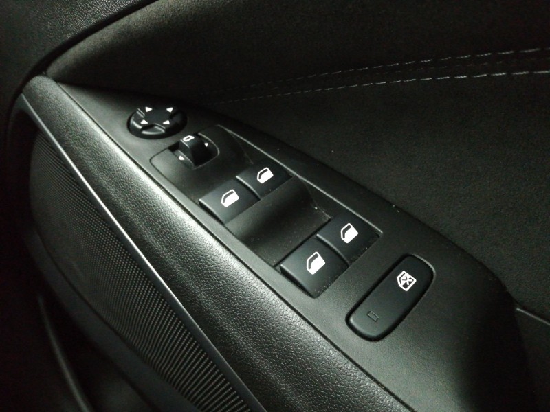 Used Vauxhall Crossland 2022 for sale - 76864556: Photo 19