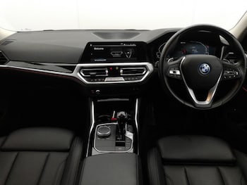 Used BMW 3 Series 2022 for sale - 76437814: Photo