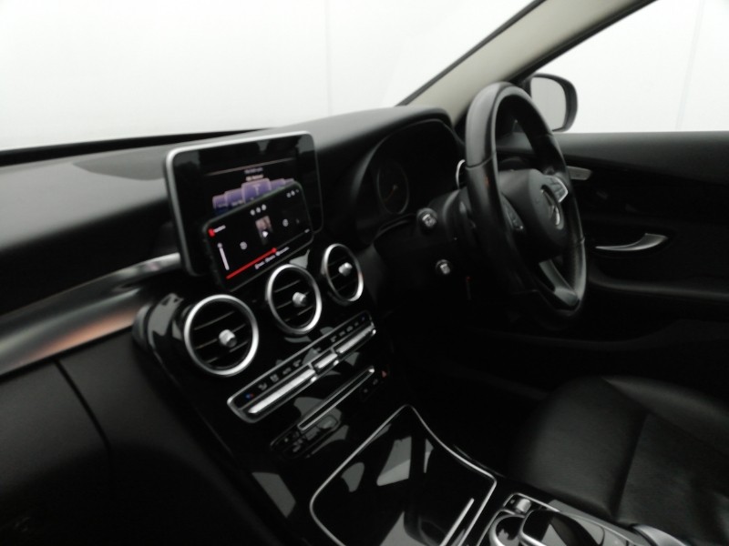 Used Mercedes-Benz C Class 2015 for sale - 76815789: Photo 5