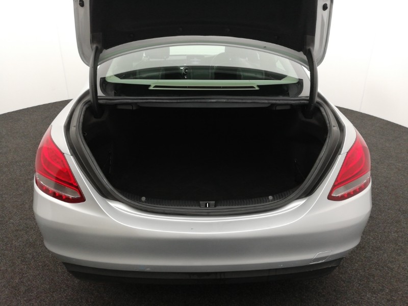 Used Mercedes-Benz C Class 2015 for sale - 76815789: Photo 8