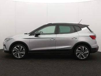 Used SEAT Arona 2023 for sale - 79393636: Photo