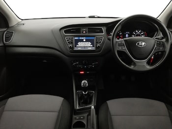 Used Hyundai i20 2020 for sale - 79031436: Photo