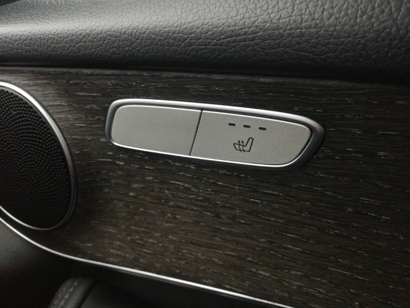 Used Mercedes-Benz GLC 2019 for sale - 77325417: Photo 17