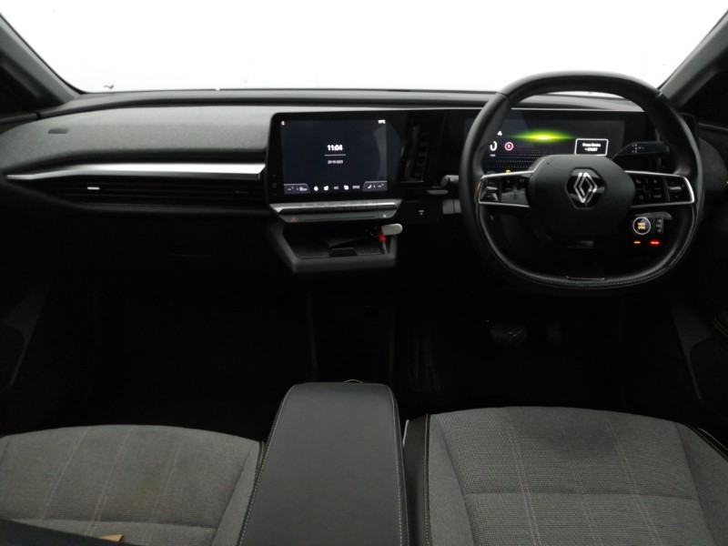 Used Renault Megane E Tech 2023 for sale - 76451061: Photo 2