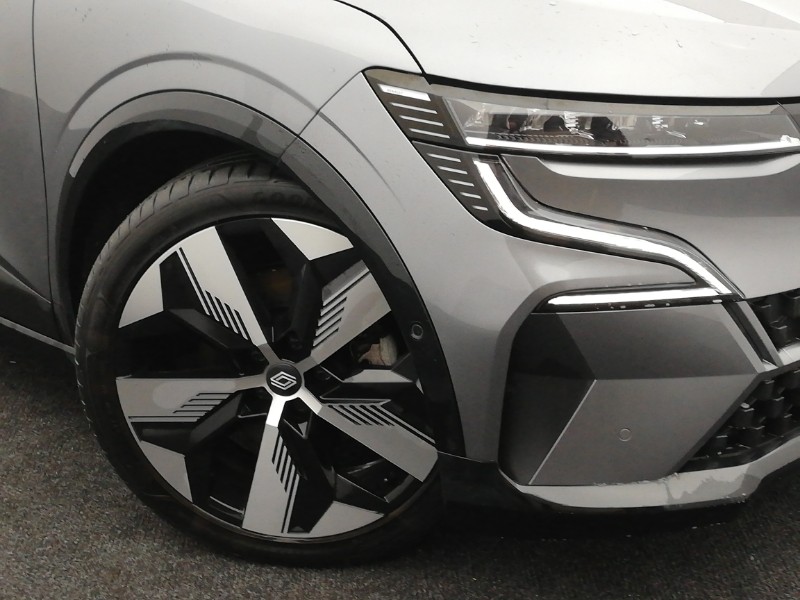 Used Renault Megane E Tech 2023 for sale - 76451061: Photo 9