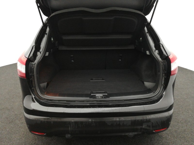 Used Nissan Qashqai 2017 for sale - 77024726: Photo 8