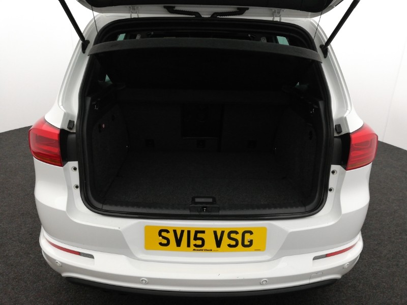 Used Volkswagen Tiguan 2015 for sale - 76613866: Photo 8