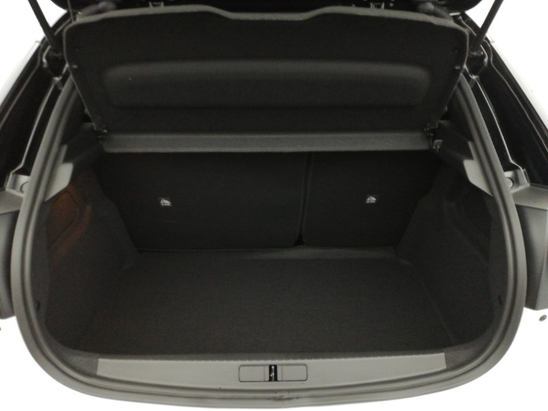 Used Vauxhall Corsa 2024 for sale - 76907031: Photo 8