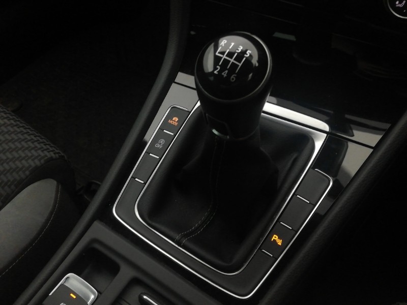 Used Volkswagen Golf 2018 for sale - 78159274: Photo 17