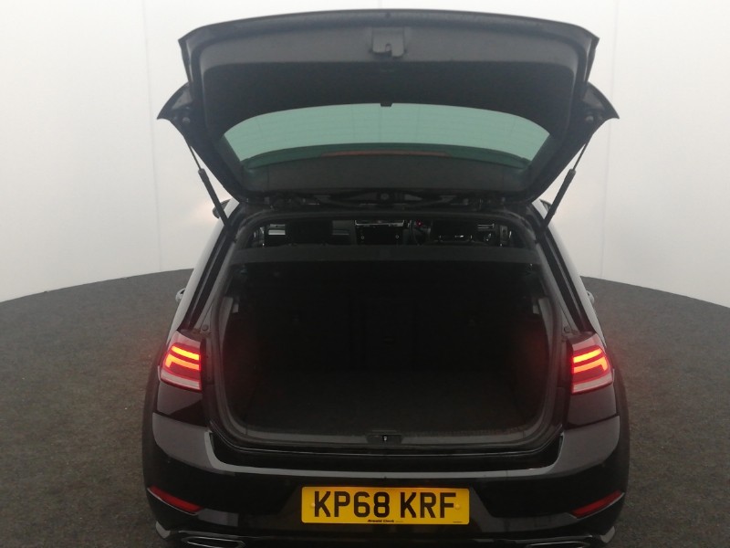 Used Volkswagen Golf 2018 for sale - 78159274: Photo 8