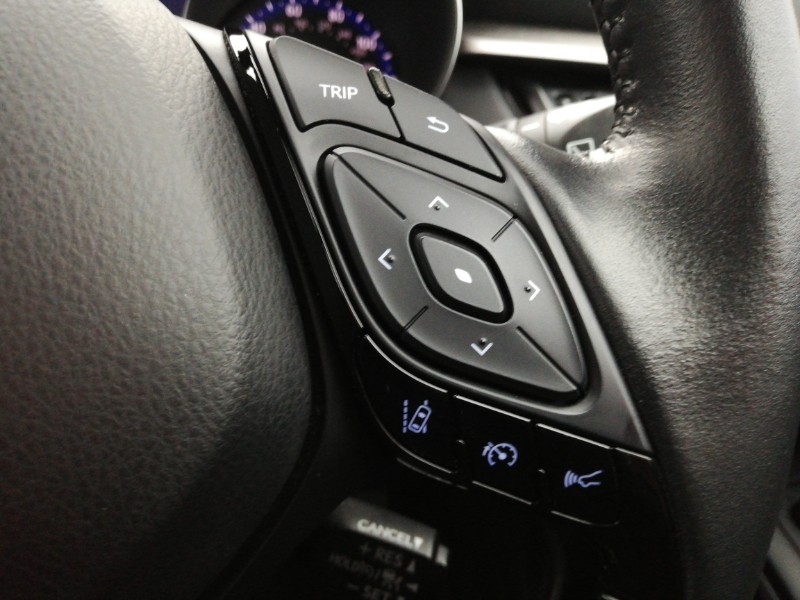 Used Toyota C-HR 2021 for sale - 76589385: Photo 14