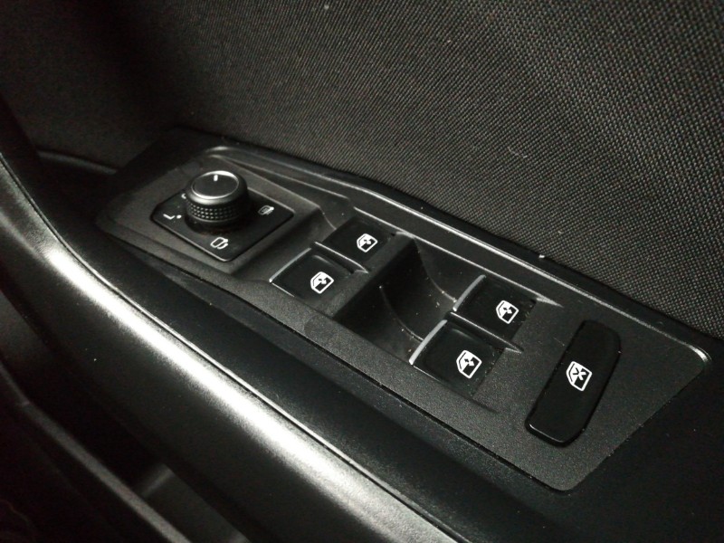 Used Volkswagen T-Roc 2021 for sale - 76498120: Photo 15