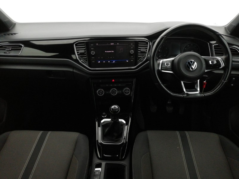 Used Volkswagen T-Roc 2021 for sale - 76498120: Photo 2