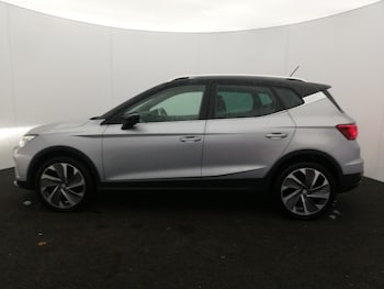 Used SEAT Arona 2023 for sale - 79522999: Photo