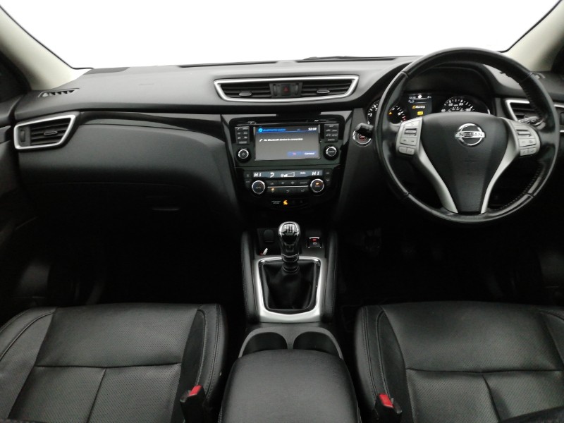 Used Nissan Qashqai 2016 for sale - 77366476: Photo 2