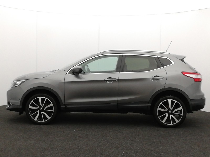 Used Nissan Qashqai 2016 for sale - 77366476: Photo 4