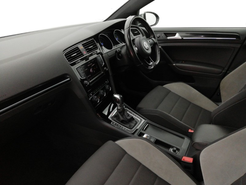 Used Volkswagen Golf 2015 for sale - 77975060: Photo 5