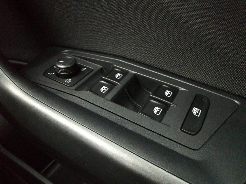 Used Volkswagen T-Roc 2022 for sale - 76548660: Photo 15