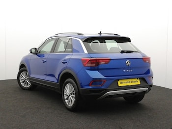 Used Volkswagen T-Roc 2022 for sale - 76548660: Photo
