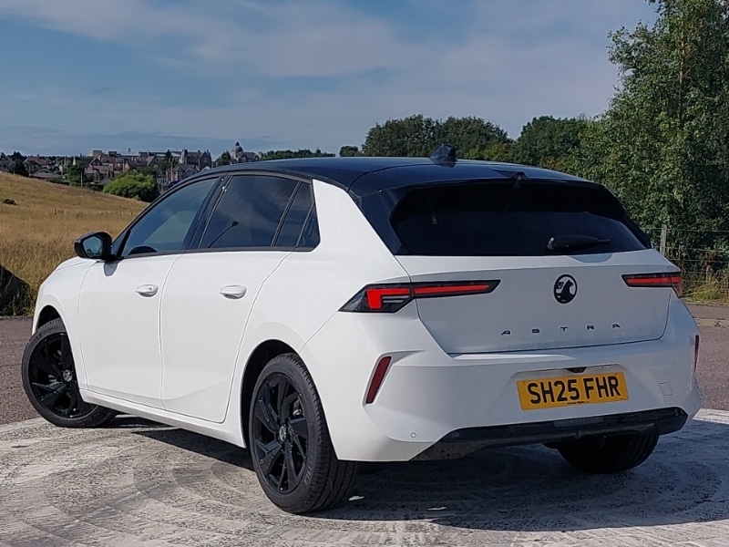 Used Vauxhall Astra 2025 for sale - 76321556: Photo 3