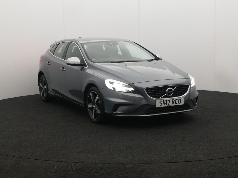Used Volvo V40 2017 for sale - 76475567: Photo 1