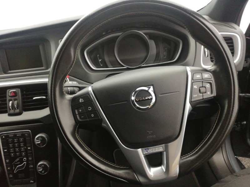 Used Volvo V40 2017 for sale - 76475567: Photo 7