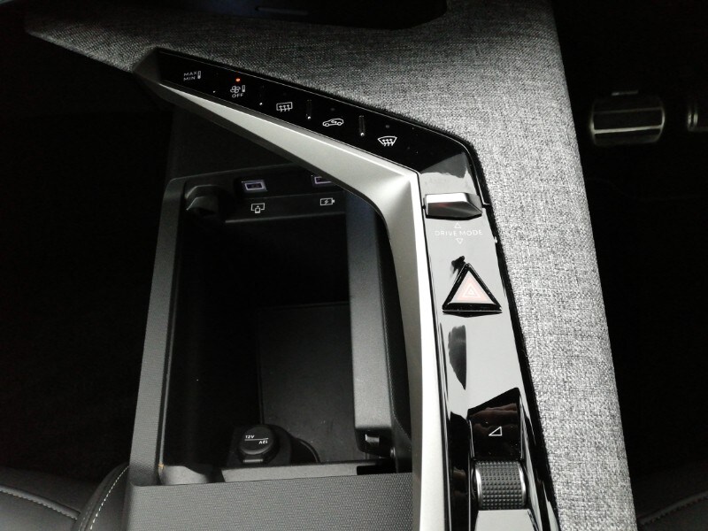 Used Peugeot 3008 2025 for sale - 77816611: Photo 12