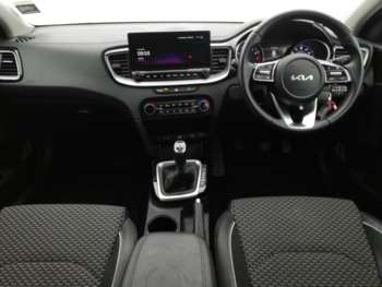 Used Kia Ceed 2023 for sale - 74951776: Photo