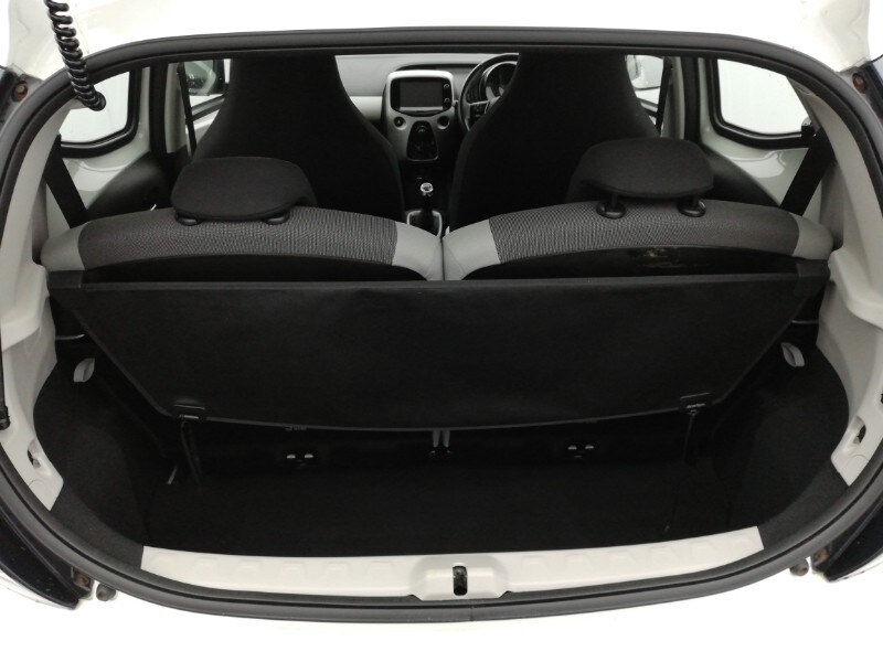 Used Toyota AYGO 2017 for sale - 77664154: Photo 8