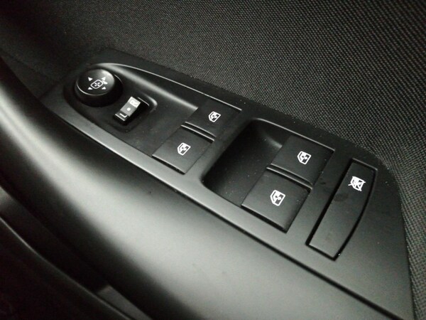 Used Vauxhall Astra 2017 for sale - 76244251: Photo 16