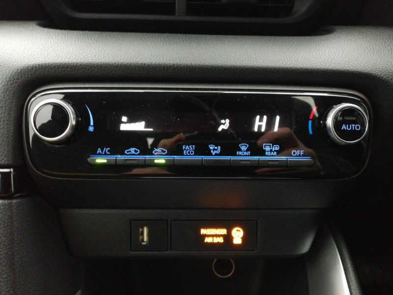 Used Toyota Yaris 2021 for sale - 76498142: Photo 17