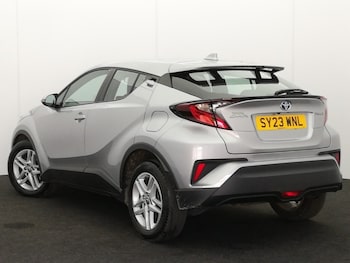 Used Toyota C-HR 2023 for sale - 79315876: Photo