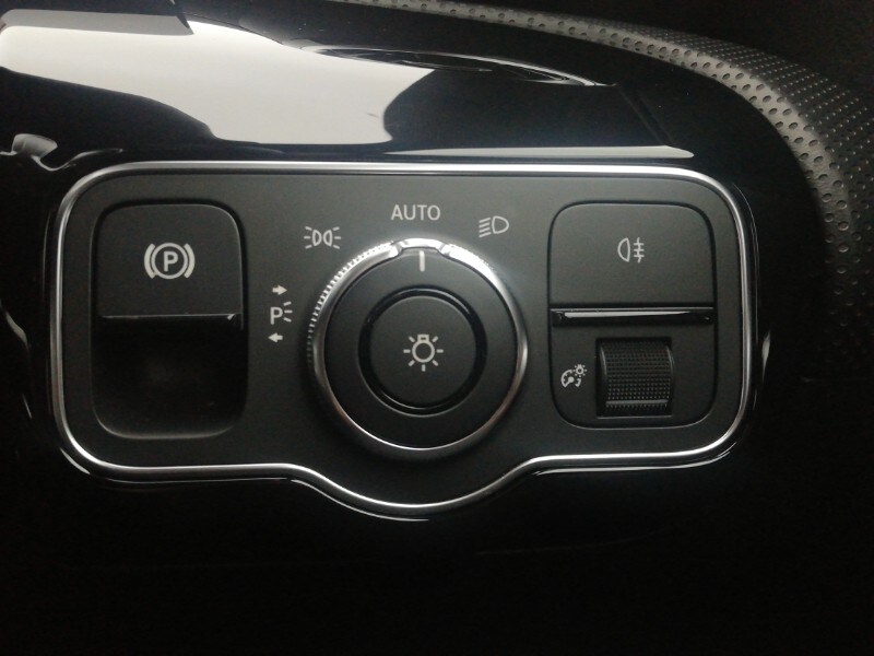 Used Mercedes-Benz A-Class 2019 for sale - 78155850: Photo 17